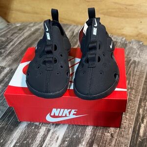 Nike Sunray Protect 4 Boys Sandals NIB